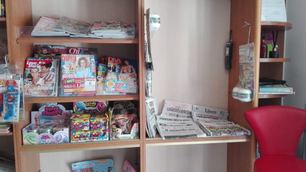 edicola-tirabasso_1.jpeg